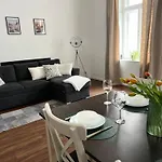 Lovely Prague Havanska - With Free Parking
